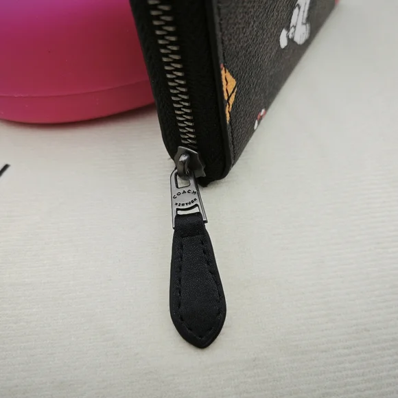 Women's Coach wallet - Picture 6 of 6